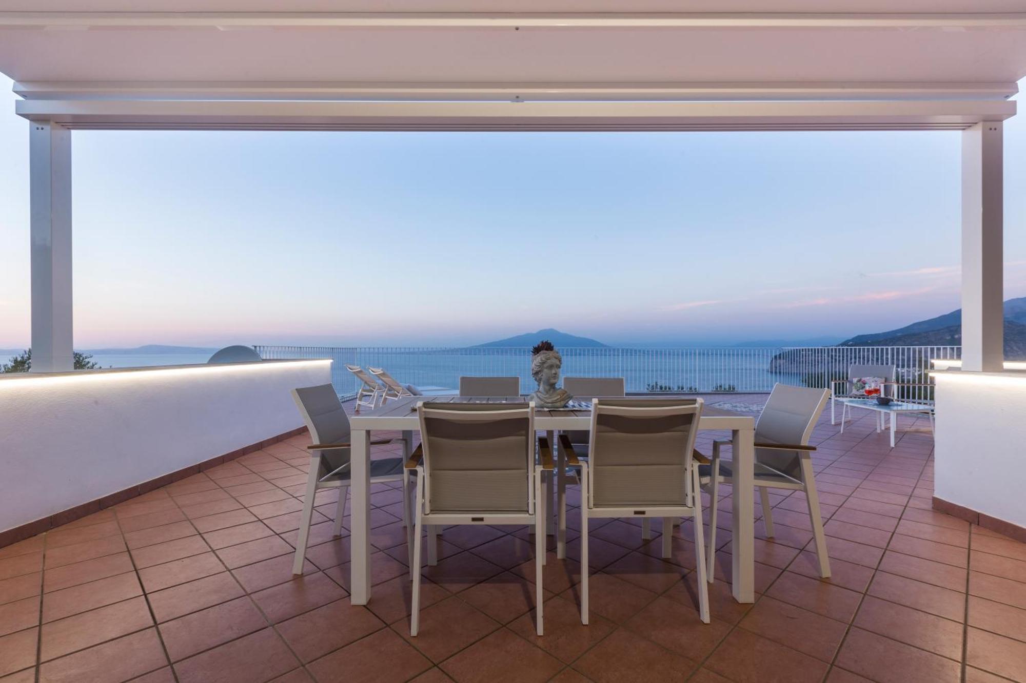 La Terrazza Sul Golfo Villa Sorrento Exteriör bild